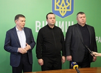 Голова облдержадміністрації Сергій Борзов: &laquo;Ми у стані війни. Разом із тим, одне із головних наших озброєнь &ndash; це спокій, виваженість та твердість у прийнятті рішень!&raquo;