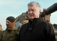 Ці монстри зламали хребет росіянам! ПОРОШЕНКО показав потужні тягачі та БМП, які вже на фронті!